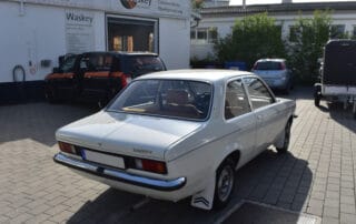Opel_kadett_C_Innenausstattung_lackierung